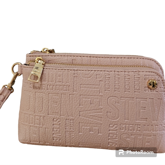 Steve Madden Handbags - Steve madden